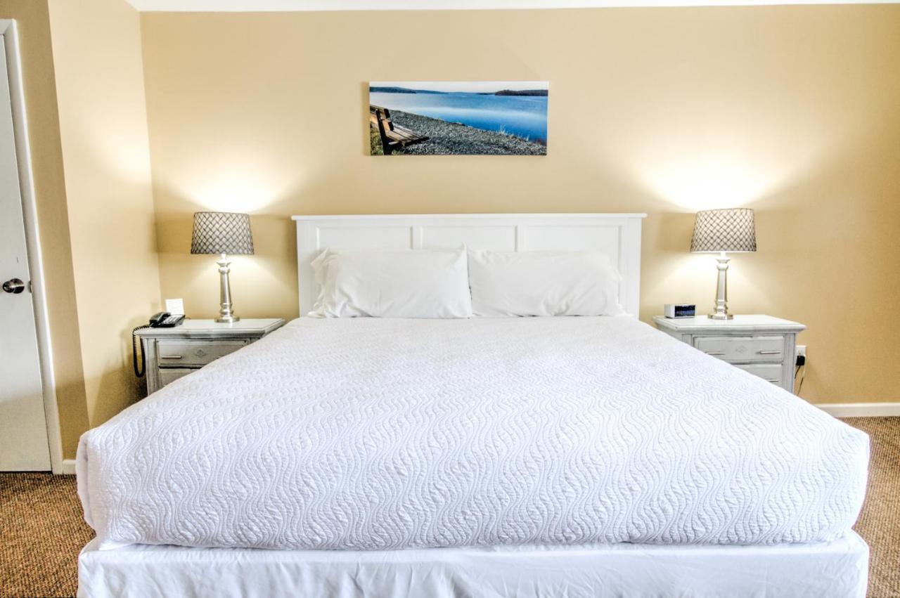 East Shore Lodging Hawley Экстерьер фото