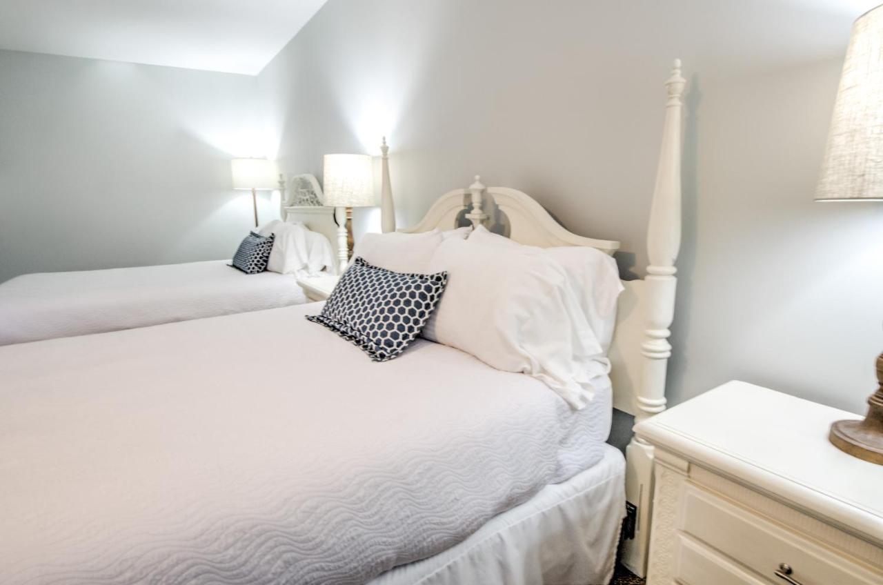 East Shore Lodging Hawley Экстерьер фото