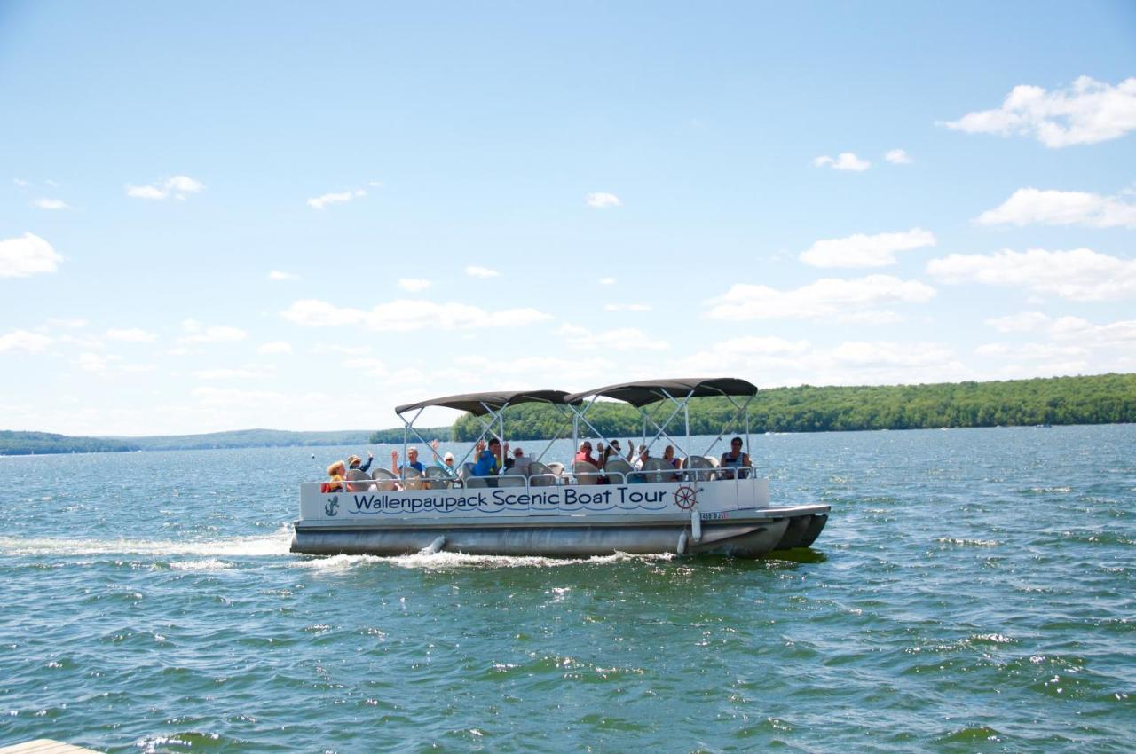 East Shore Lodging Hawley Экстерьер фото