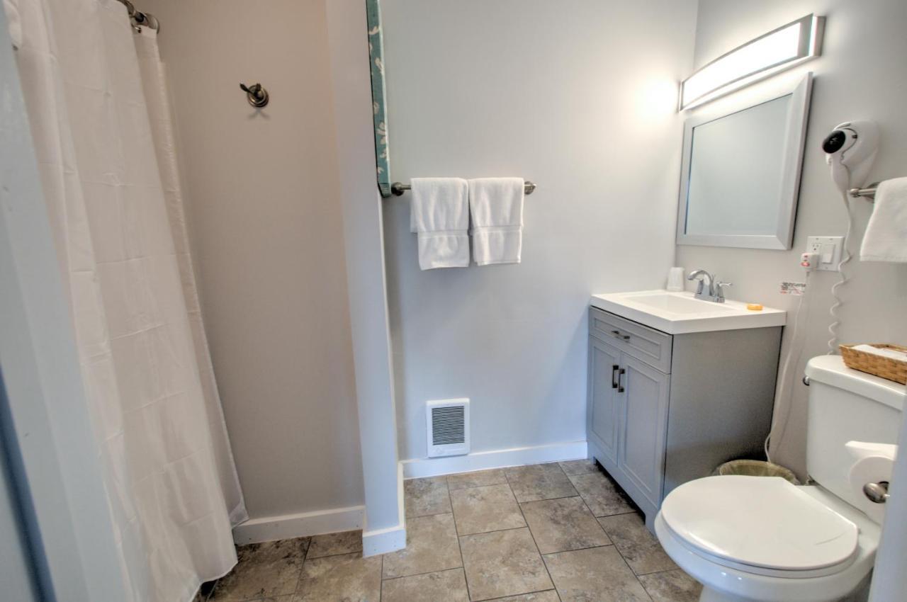 East Shore Lodging Hawley Экстерьер фото