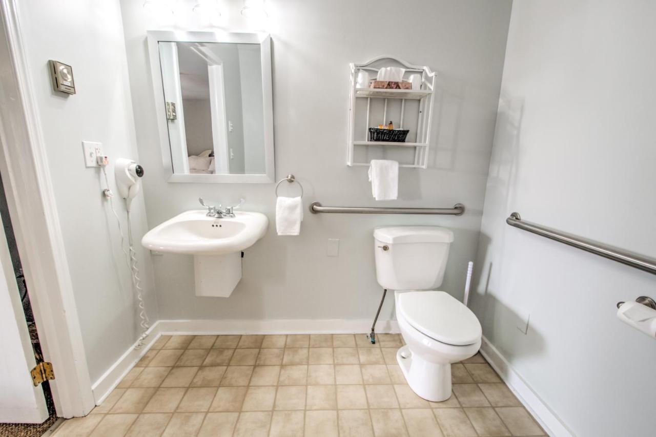 East Shore Lodging Hawley Экстерьер фото